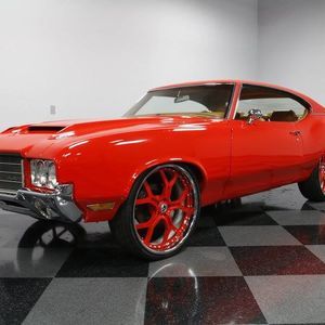 Meet your Posher, Troyvelle